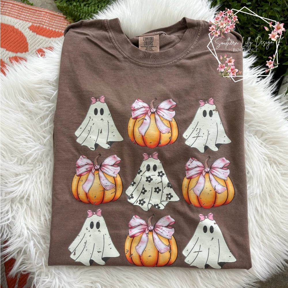 Ghost Pumpkin Bows Comfort Colors T-Shirt - Picture 2 of 2